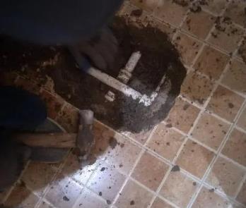 瓜州卫生间漏水维修公司为您分享下卫生间渗水如何处理及注意事项